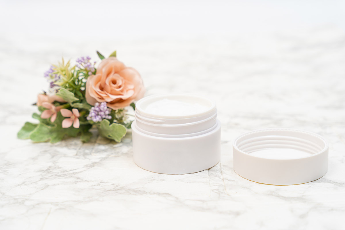 化粧クリーム
